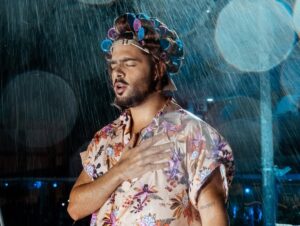 Sobrou gasolina pro jetski! Pedro Sampaio comandará bloco em BH e SP no pós-Carnaval