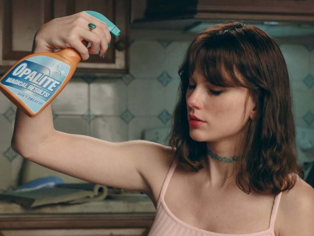 Taylor Swift conseguiu! "Opalite" é nº1 no Reino Unido