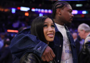 Cardi B reage à discussão viral com Stefon Diggs em Maryland