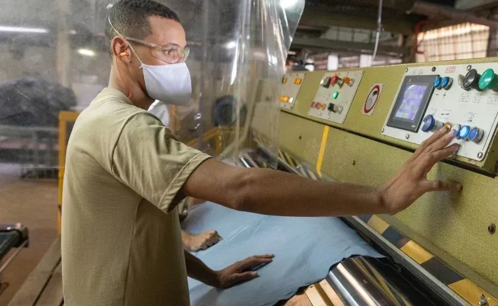Couro brasileiro fica isento da lista de produtos tarifados pelos EUA