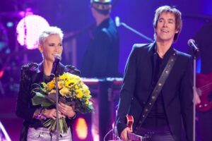 'It Must Have Been Love' do Roxette entra no clube de bilhões de visualizações do YouTube