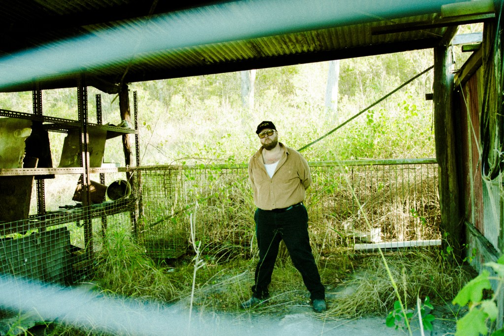 O artista country australiano Brad Cox está vivendo uma vida boa